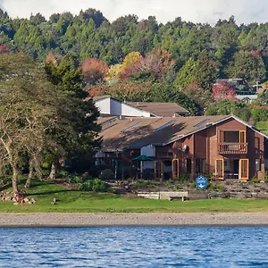 Cascades Lakefront Lac Taupo